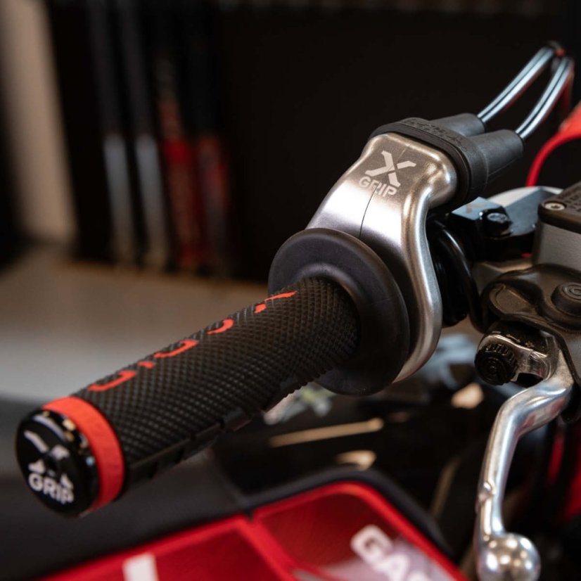 Domeček plynové rukojeti X-grip KTM/HUSQVARNA/GASGAS 2024 -->