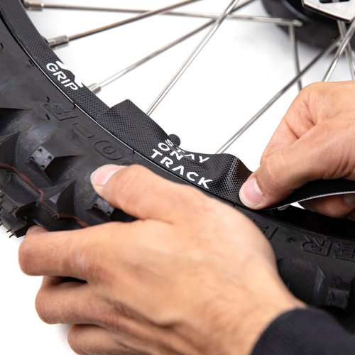 Sada samolepek na ochranu ráfků X-GRIP, černá Sada samolepek na ochranu ráfků X-GRIP, černá