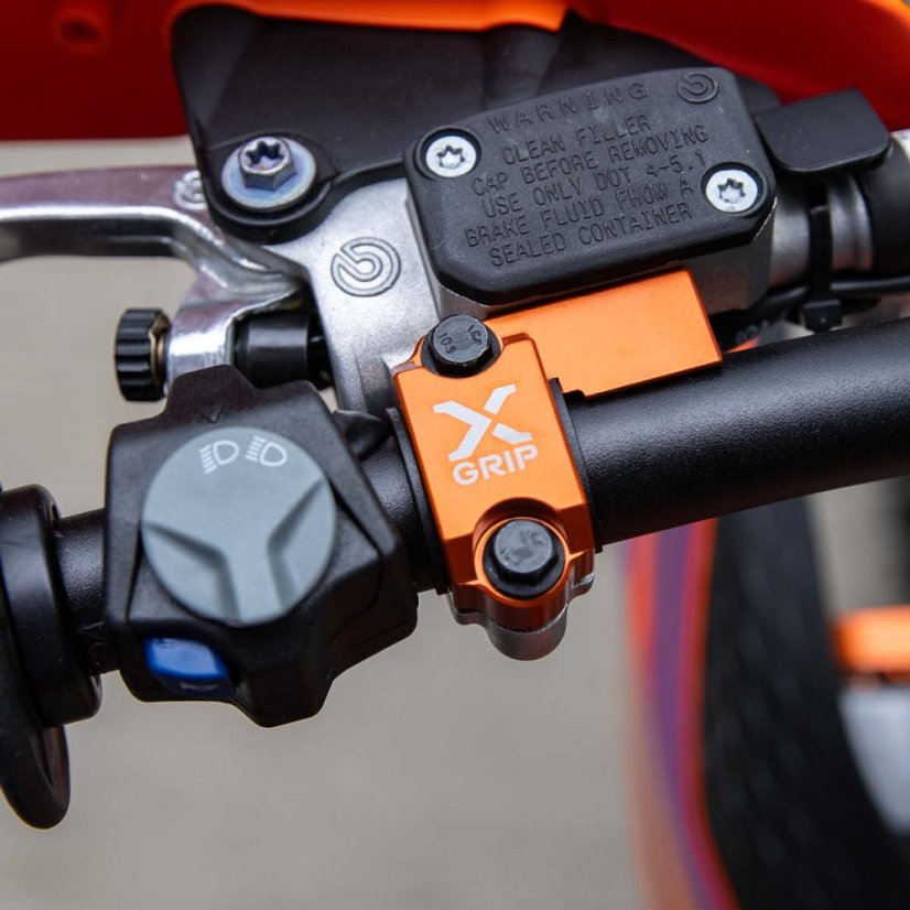 Objímka spojky proti zlomení X-grip - Barva: Černá