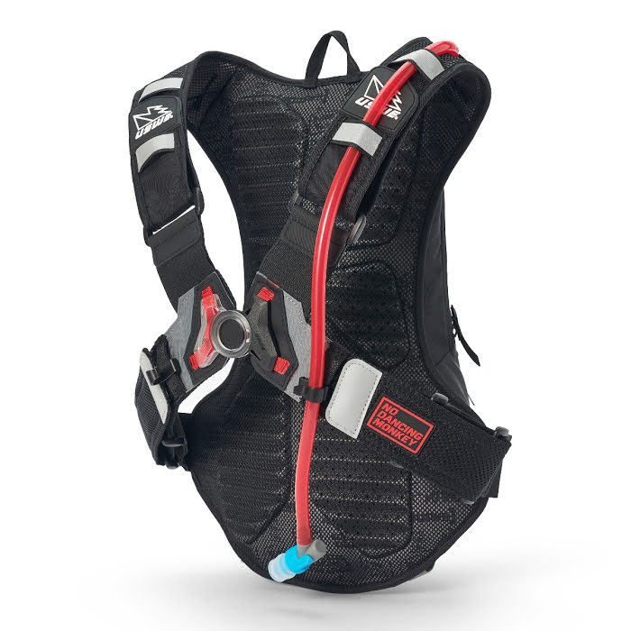 Enduro batoh USWE RAW 12 Černý/šedý XXL