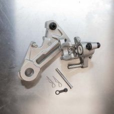 ZESTAW NAPRAWCZY ZACISKU HAMULCOWEGO tył AWORKX Brembo,Braketec